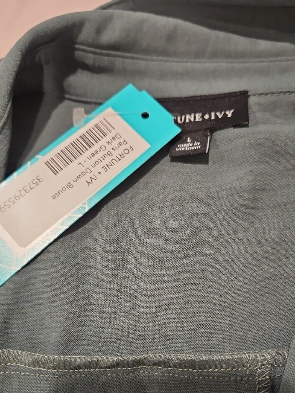 Fortune+Ivy Button Down/Button Back Blouse - Picture 4 of 4